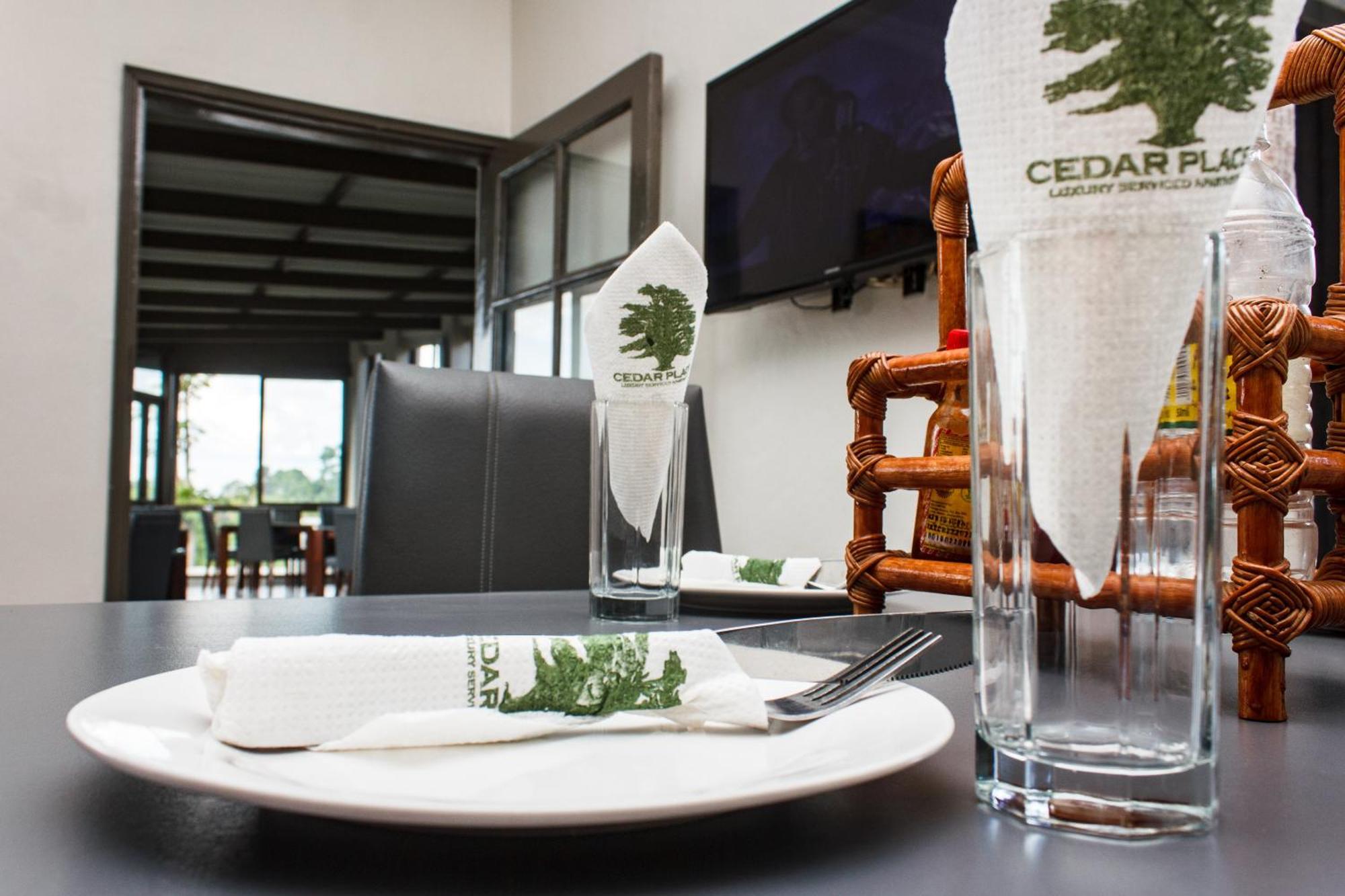 Cedar Place Limited Blantyre Esterno foto