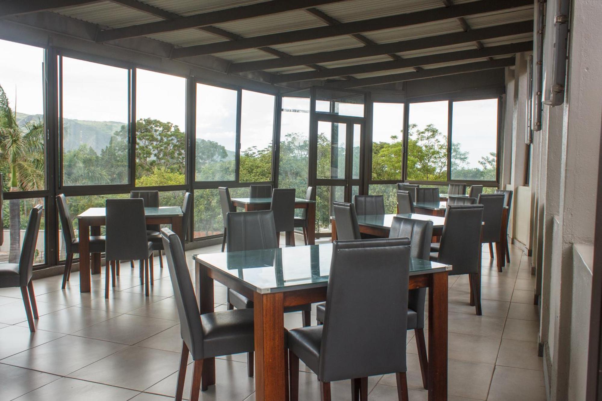 Cedar Place Limited Blantyre Esterno foto