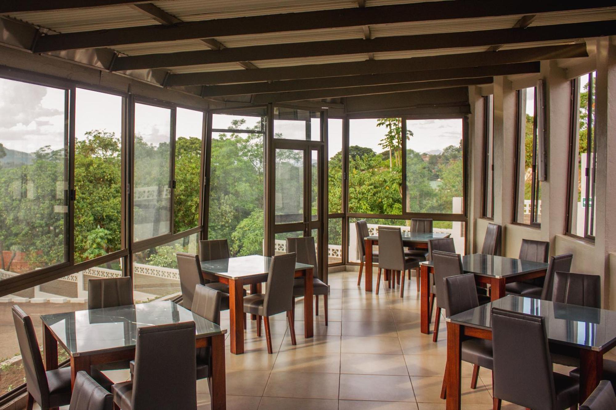 Cedar Place Limited Blantyre Esterno foto